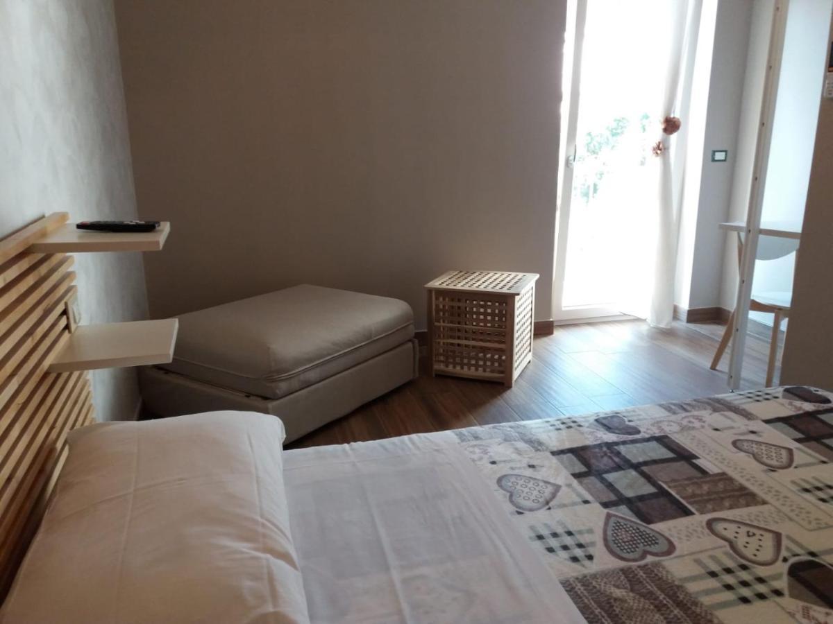 A.J. B&B Lesina Luaran gambar